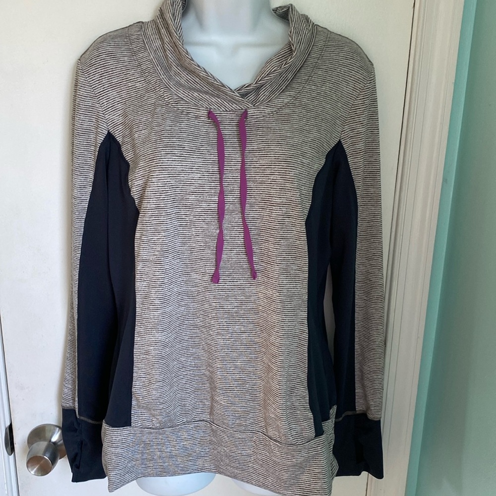 Kiwi Kate Funnel Neck Athletic too VGCU